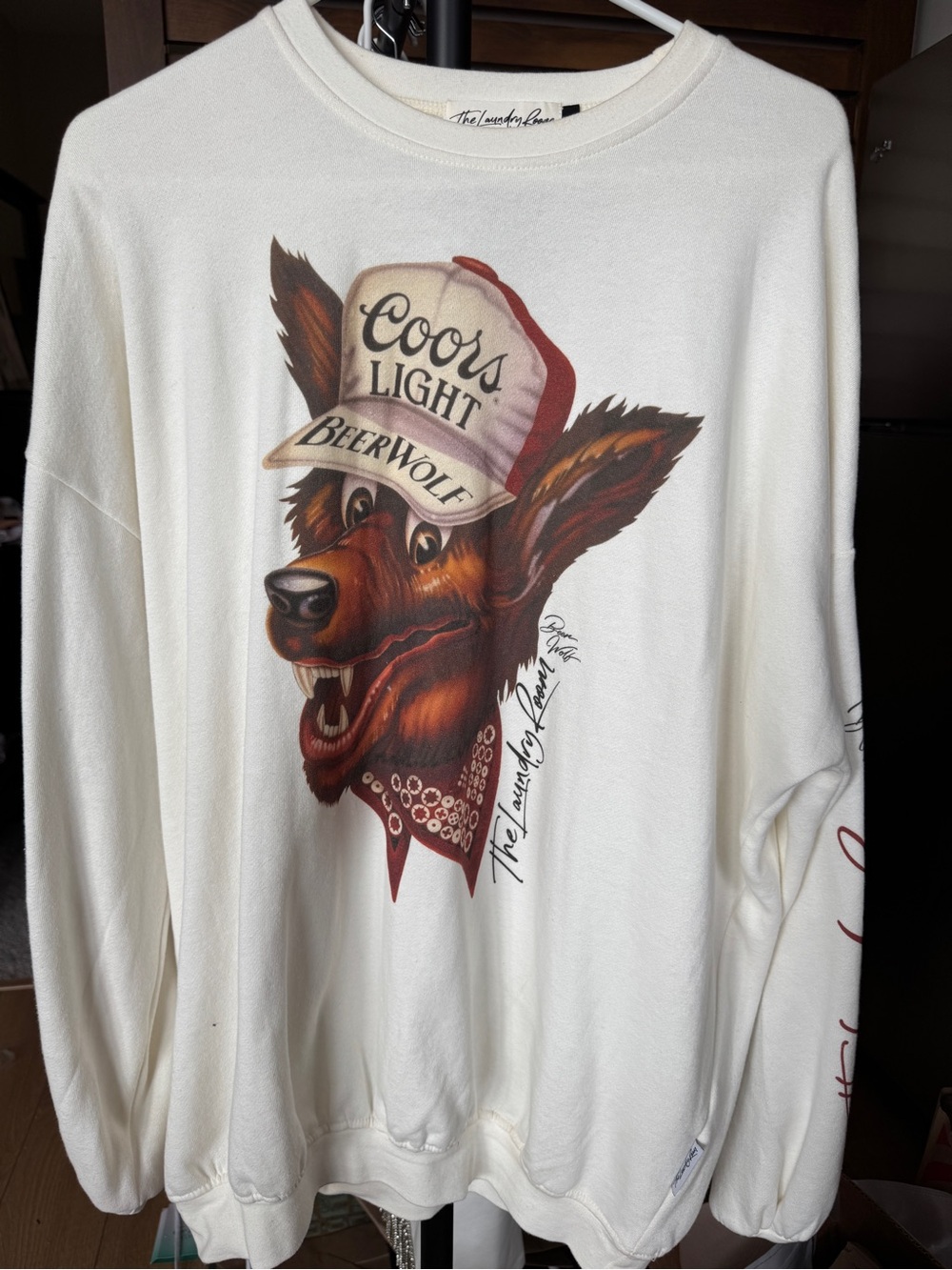 NEW Revolve Coors Light Beerwolf Graphic oversized Sweatshirt White XS